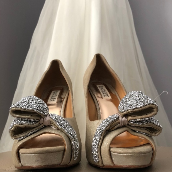 size 9.5 badgley mischka high heels - Picture 2 of 5